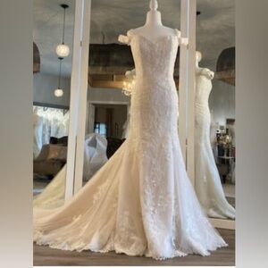 Symphony of Venus wedding dress ✨ NEVER WORN